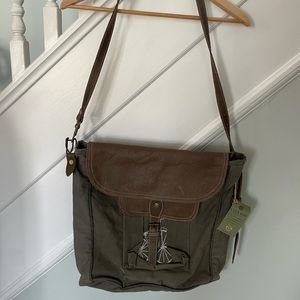 NWT Clea Ray Messenger Canvas Bag Bike Buckle Removable Adjustable Strap Leather